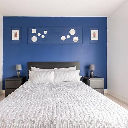 Stylish & Comfortable Top-Floor Flat In Harrow Londres Exterior foto